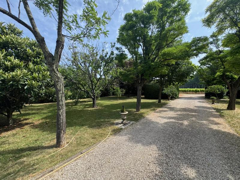 Maison - 237 m² - 9 pièces