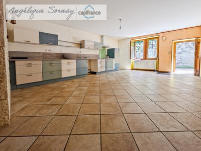 Maison - 85 m² - 3 pièces