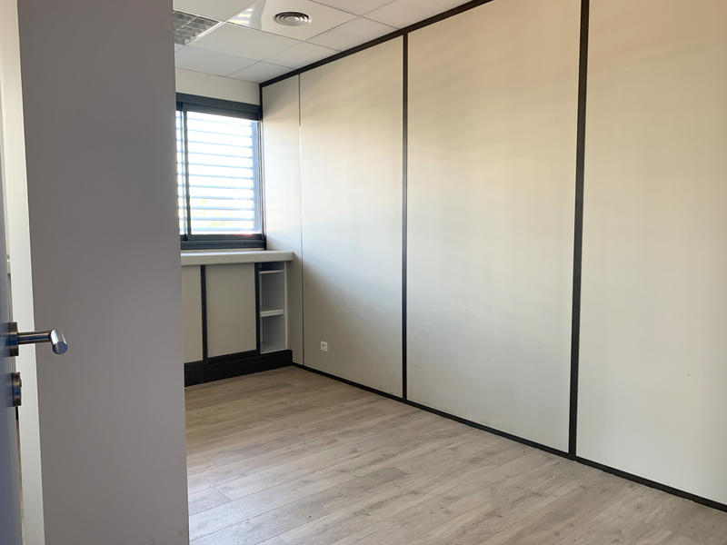 Bureau - 109 m²