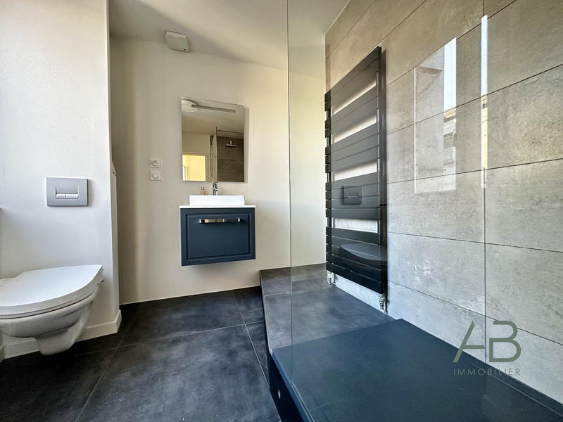 Appartement - 49 m² - 2 pièces