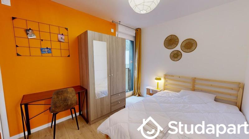 Chambre - 9 m² - 1 pièce