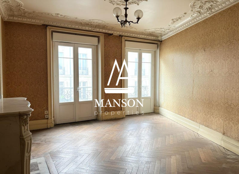 Appartement - 137 m² - 5 pièces