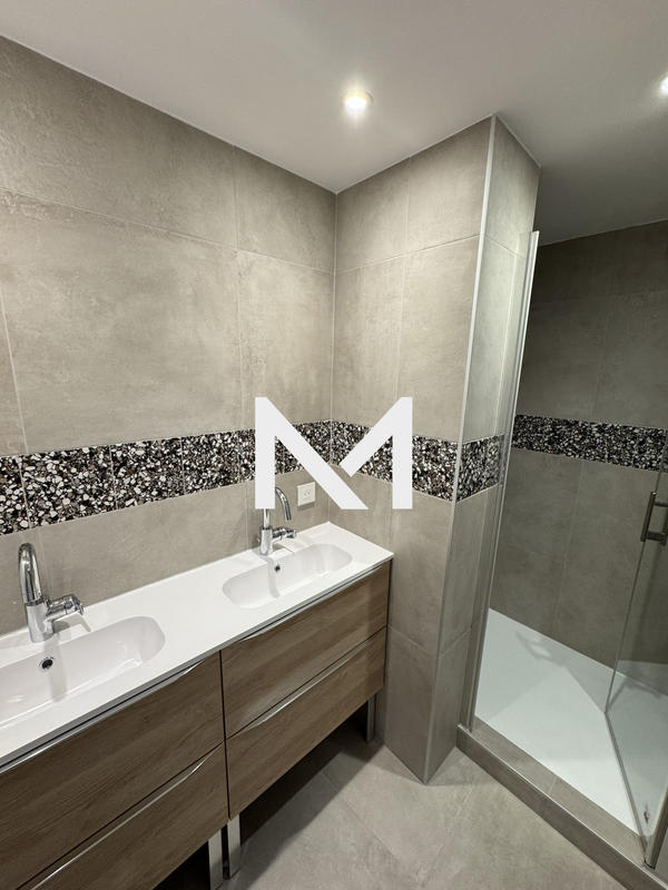 Appartement - 134 m² - 5 pièces