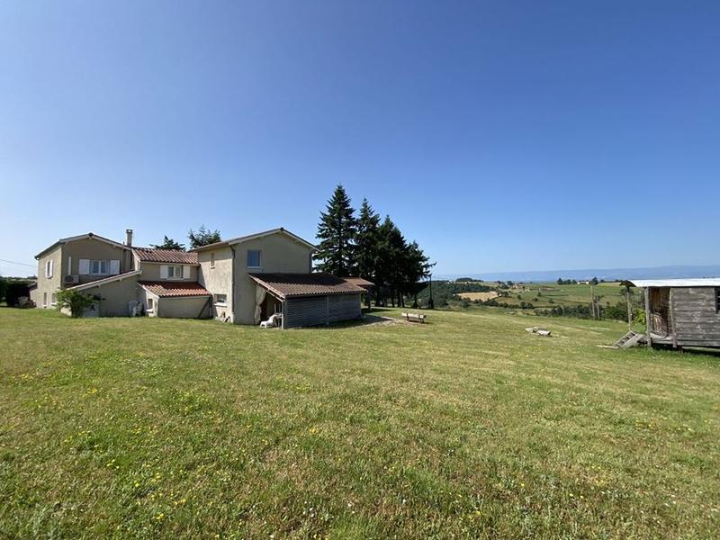 Maison traditionnelle - 285 m² - 10 pièces