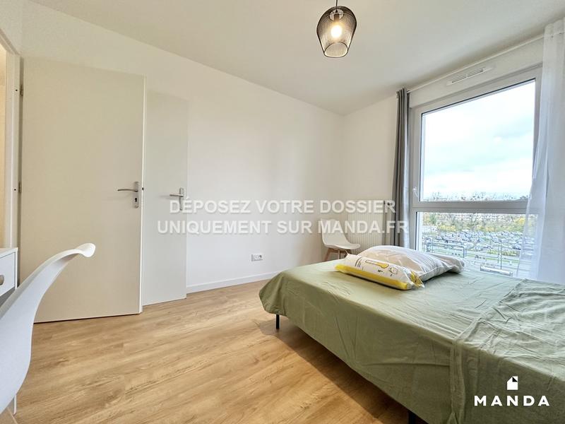 Chambre - 9 m² - 4 pièces