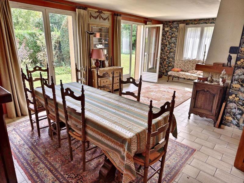 Maison - 175 m² - 12 pièces