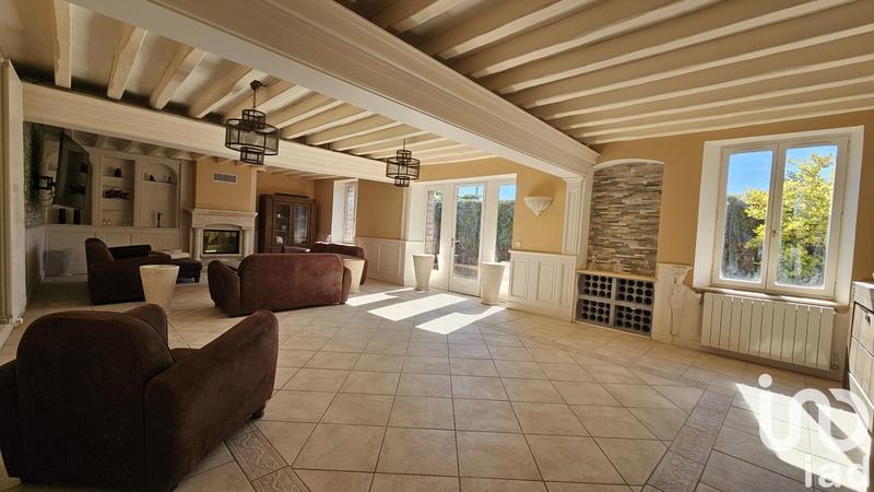 Maison - 226 m² - 7 pièces