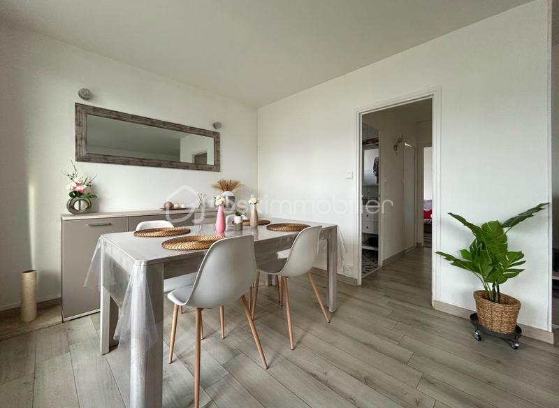 Appartement - 65 m² - 3 pièces