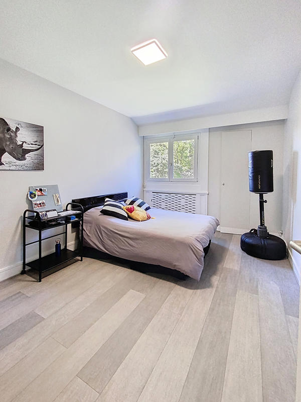 Maison - 345 m² - 15 pièces