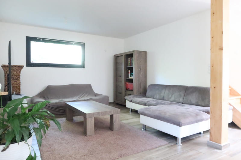 Maison - 235 m² - 7 pièces