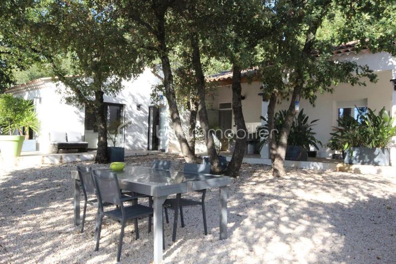 Maison d'architecte - 207 m² - 7 pièces