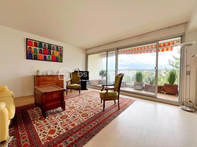 Appartement - 85 m² - 4 pièces