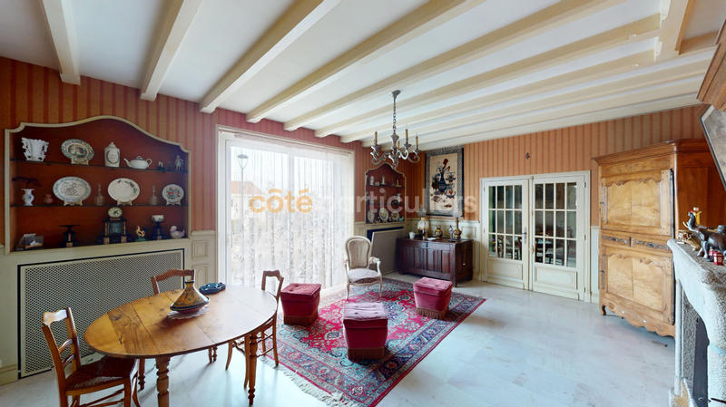 Maison - 159 m² - 7 pièces