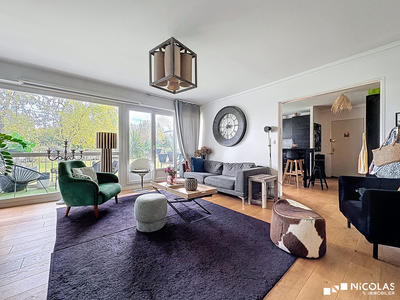 Appartement - 118 m² - 6 pièces