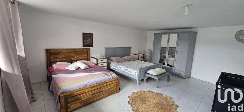 Maison - 260 m² - 9 pièces