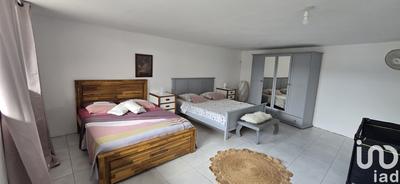 Maison - 260 m² - 9 pièces