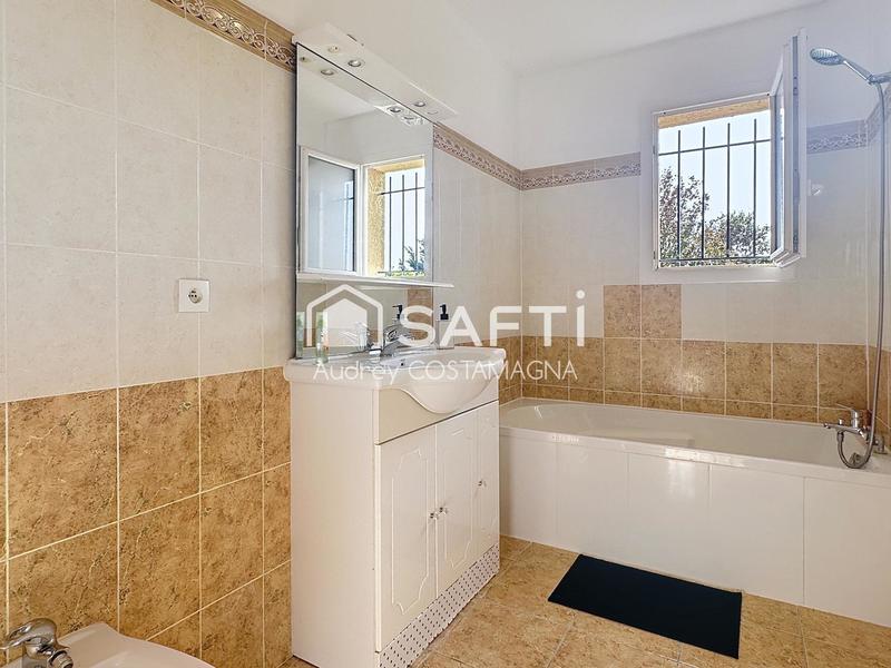 Maison - 90 m² - 4 pièces