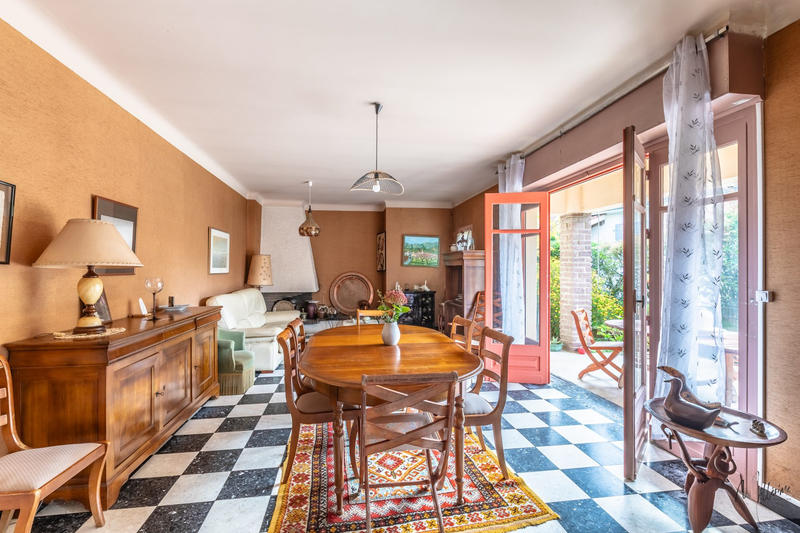 Maison - 145 m² - 6 pièces