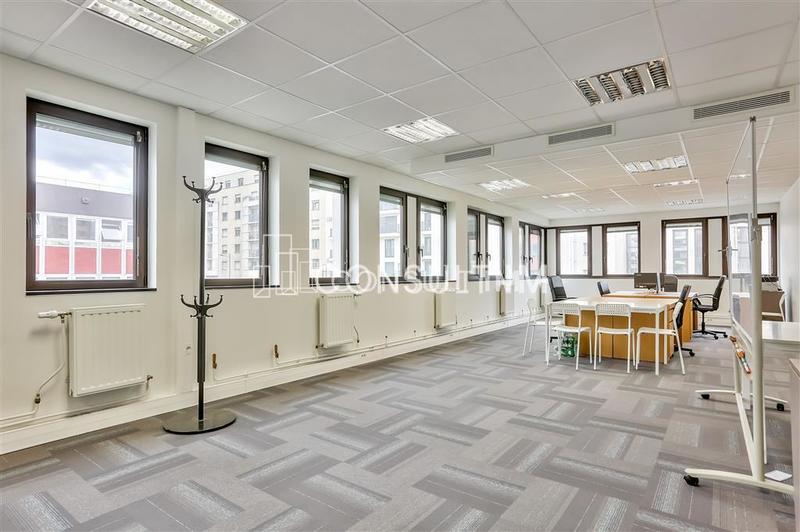 Bureau - 93 m²