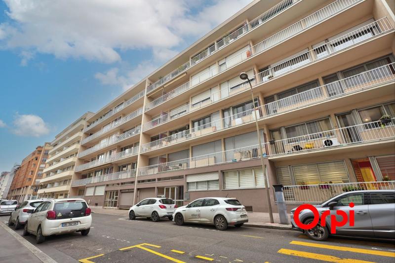 Appartement - 73 m² - 3 pièces