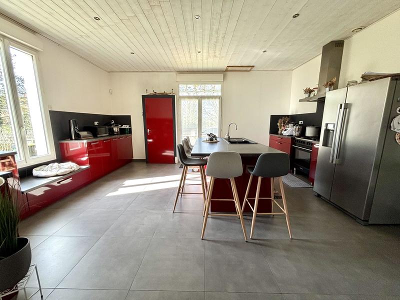 Maison - 175 m² - 5 pièces