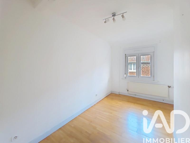 Maison - 75 m² - 5 pièces