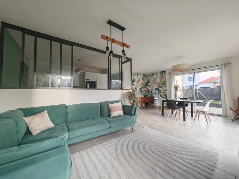 Maison - 101 m² - 5 pièces