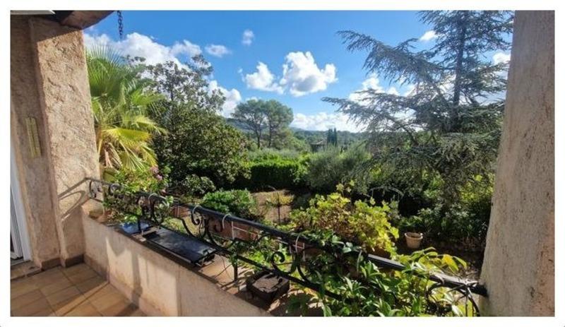 Maison - 205 m² - 7 pièces