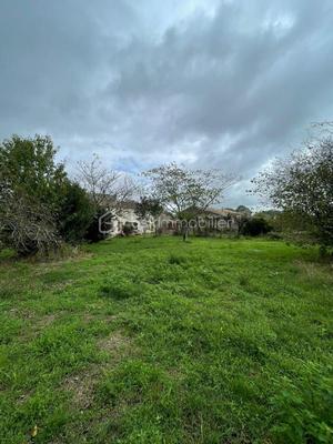 Maison - 268 m² - 11 pièces