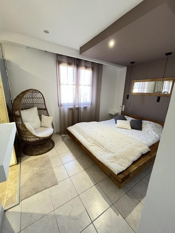 Villa - 165 m² - 6 pièces