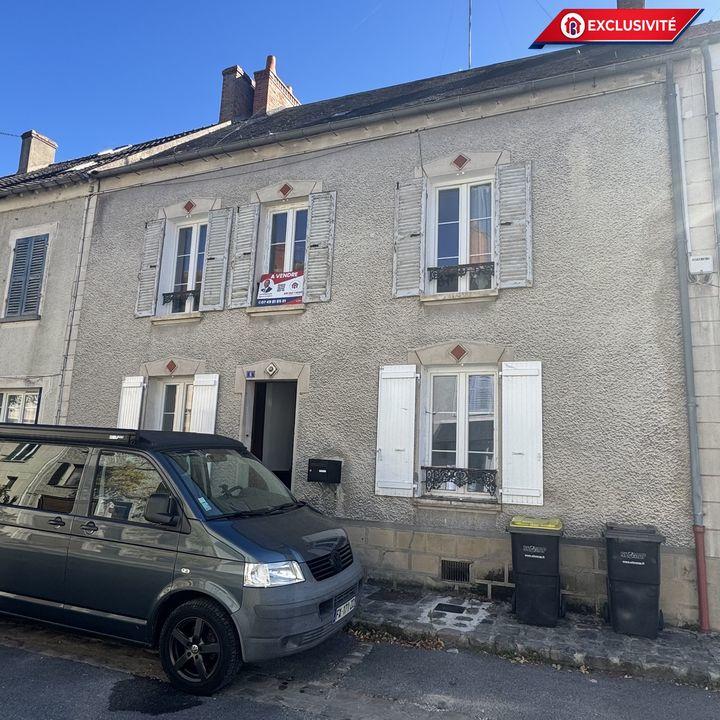 Immeuble - 110 m² - 6 pièces