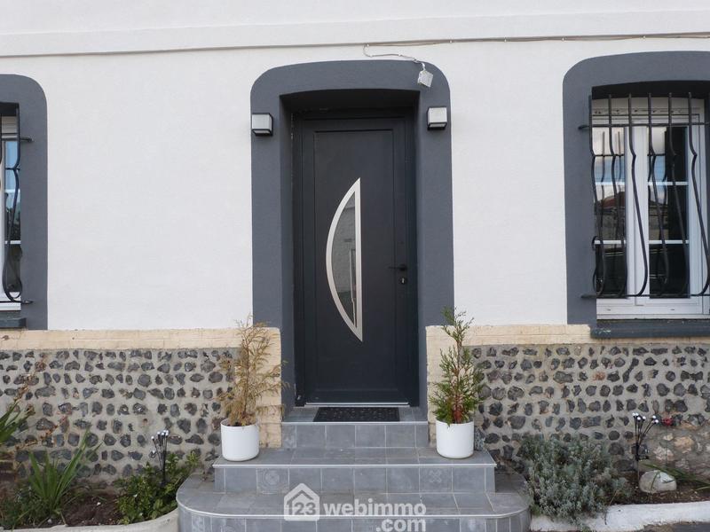 Maison - 83 m² - 4 pièces