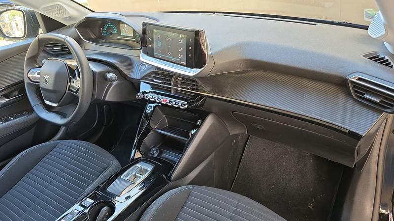 Peugeot E-208 136 50 kWh Style Full Black - Automatique