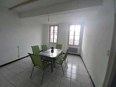 Appartement - 411 m² - 13 pièces