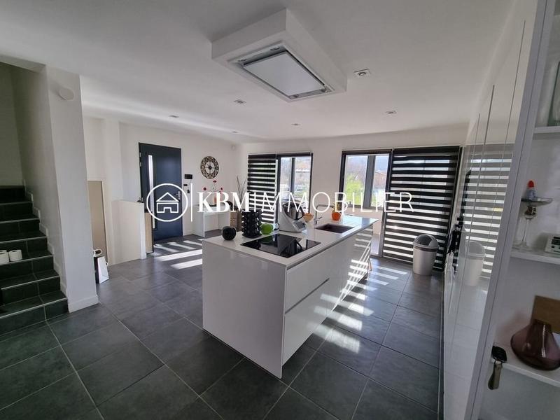 Villa - 112 m² - 5 pièces