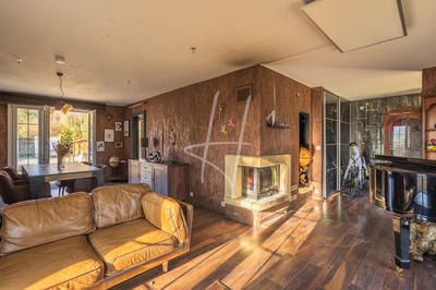 Maison - 277 m² - 9 pièces