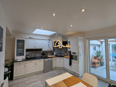 Maison - 105 m² - 4 pièces