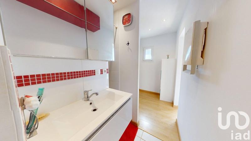 Maison - 210 m² - 9 pièces