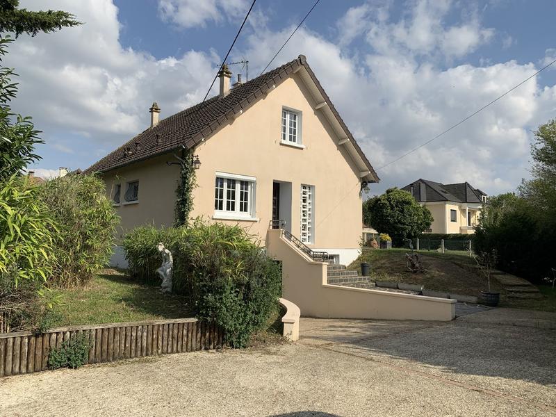 Maison - 77 m² - 5 pièces