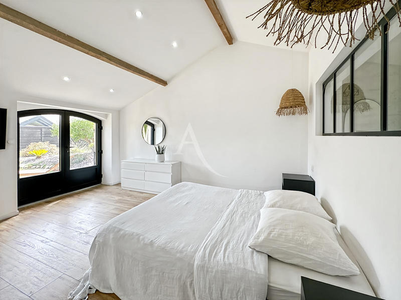 Maison - 104 m² - 3 pièces