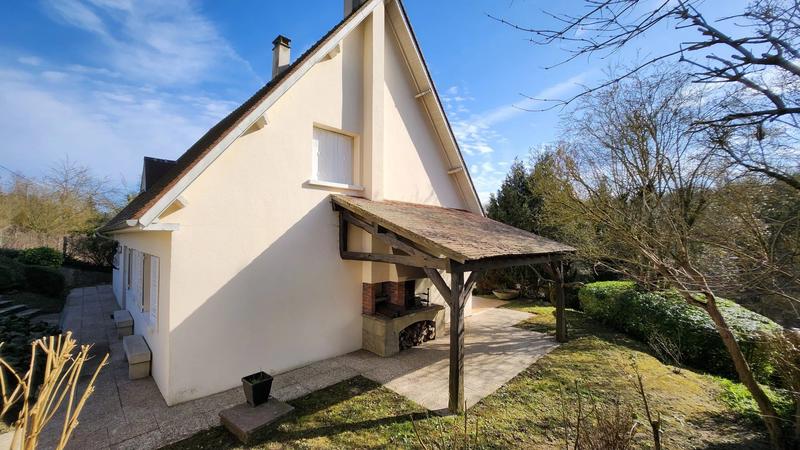 Maison - 177 m² - 7 pièces