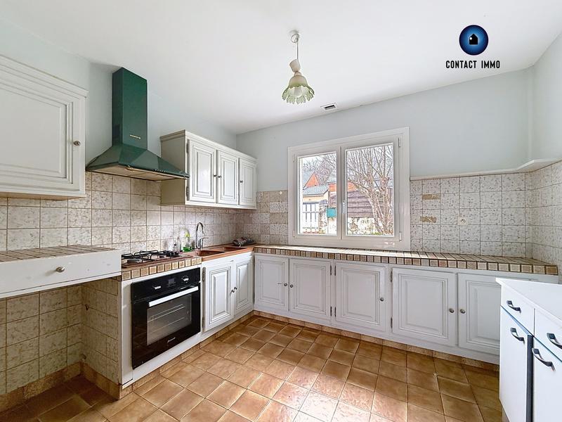 Maison traditionnelle - 144 m² - 6 pièces