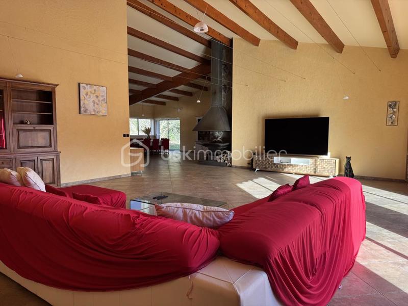 Demeure - 570 m² - 14 pièces