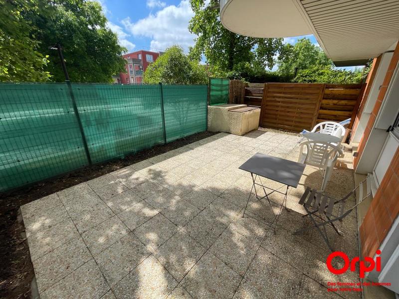 Studio - 37 m² - 1 pièce