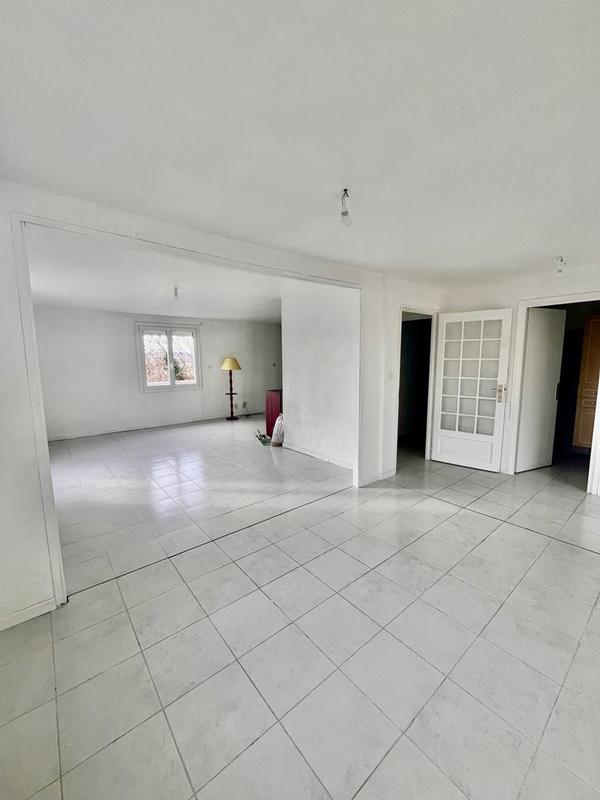 Maison traditionnelle - 120 m² - 6 pièces