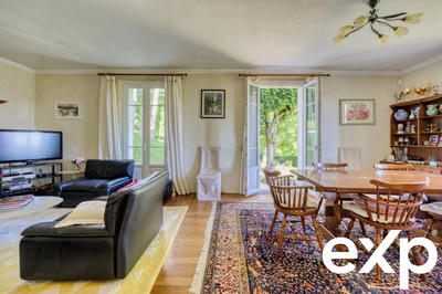 Maison - 196 m² - 7 pièces