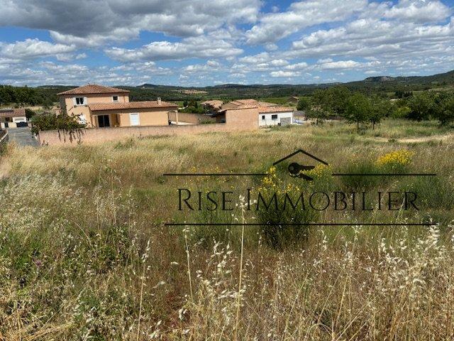 Terrain constructible - 1 384 m²