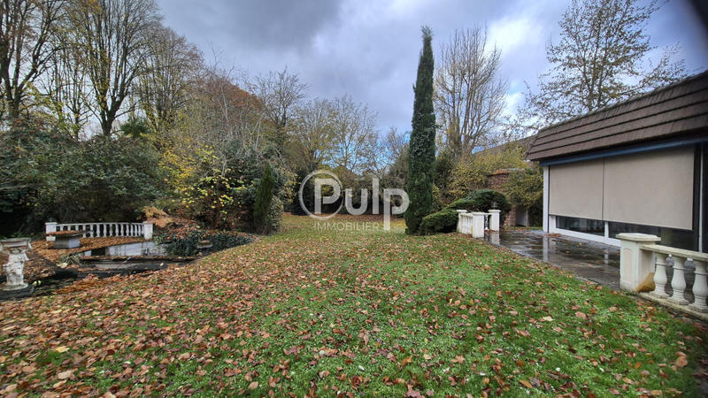 Maison de maîtres - 407 m² - 10 pièces