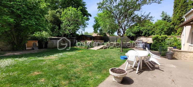 Corps de ferme - 175 m² - 8 pièces