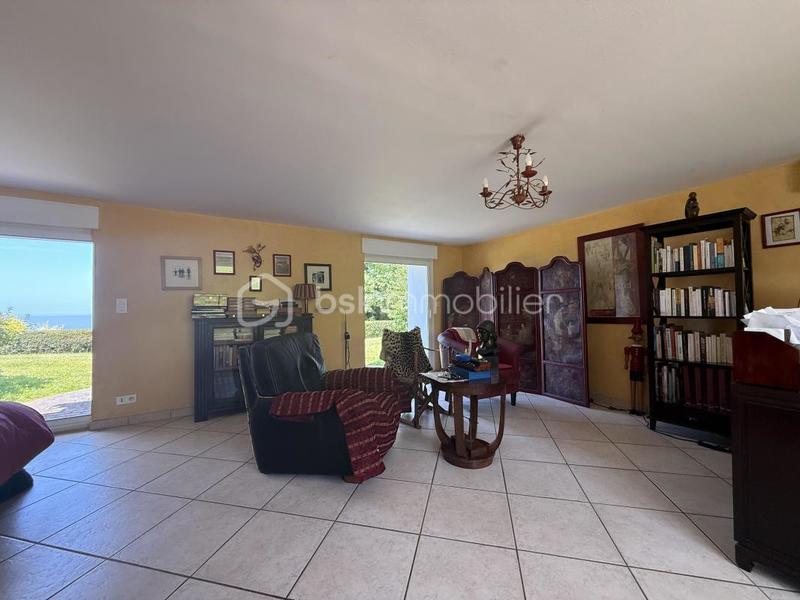 Propriété - 340 m² - 9 pièces